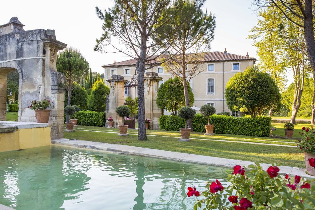 Chateau Talaud Bed & Breakfast Loriol-du-Comtat Exterior photo