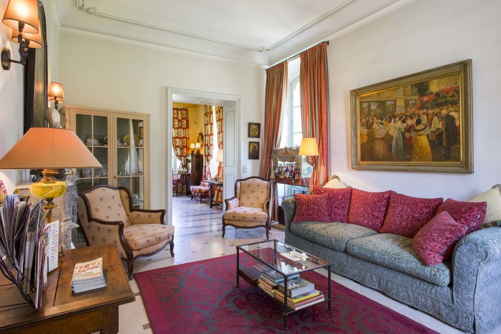 Chateau Talaud Bed & Breakfast Loriol-du-Comtat Exterior photo
