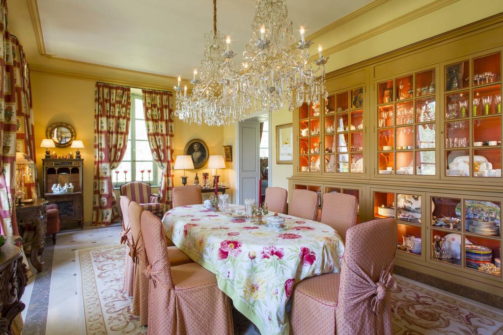 Chateau Talaud Bed & Breakfast Loriol-du-Comtat Exterior photo