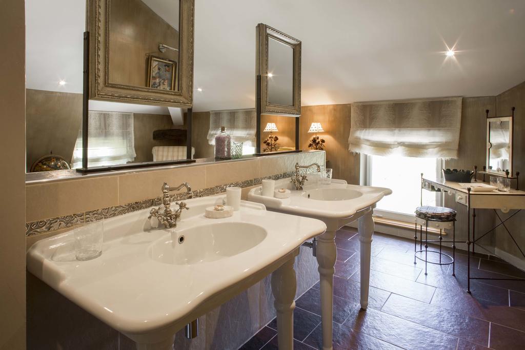 Chateau Talaud Bed & Breakfast Loriol-du-Comtat Room photo